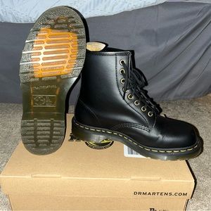 New Dr Martens boots, Size 8